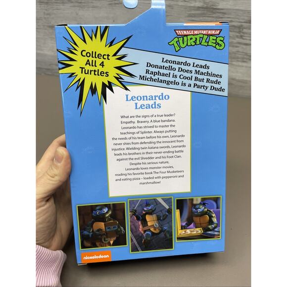 NECA Pizza Club Leonardo Leads Teenage Mutant Ninja Turtles TMNT Action Figure - Picture 4 of 8